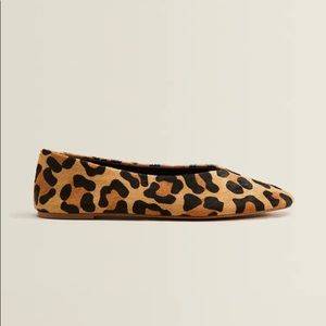 Zara- LEATHER ANIMAL PRINT BALLET FLATS.